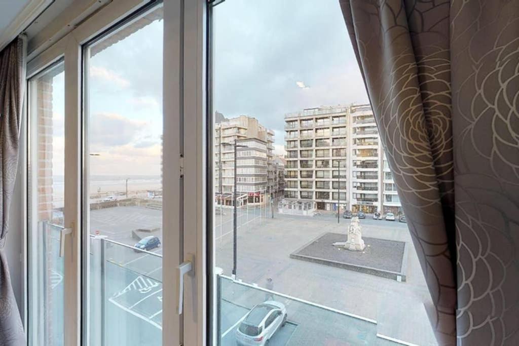 Studio Met Zeezicht Op Heldenplein Кнокке-Гейст Екстер'єр фото