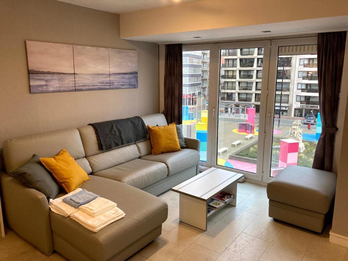 Studio Met Zeezicht Op Heldenplein Кнокке-Гейст Екстер'єр фото